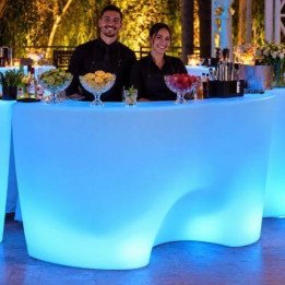 Locação de Balcão de LED Curvo em São Paulo | Móveis Led