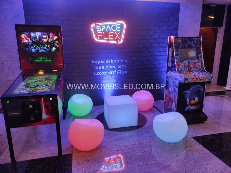 Puff de led para lounge Gamer